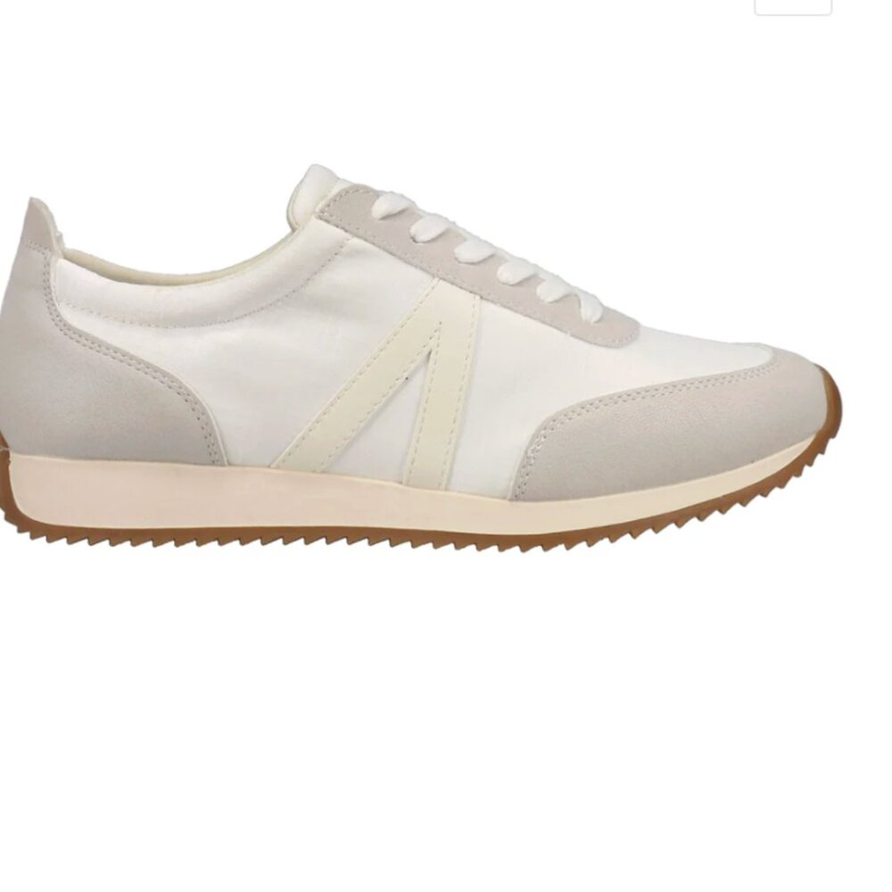 Mia Kable Lace Up Sneakers Size 9.5